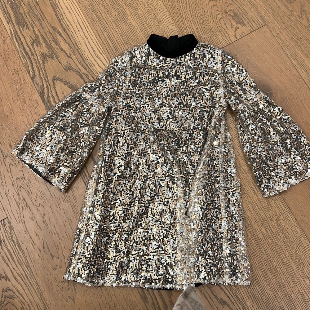 Wild and gorgeous kids size 4-5 NYE dress